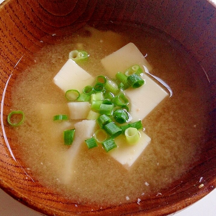 レンコンと豆腐の味噌汁